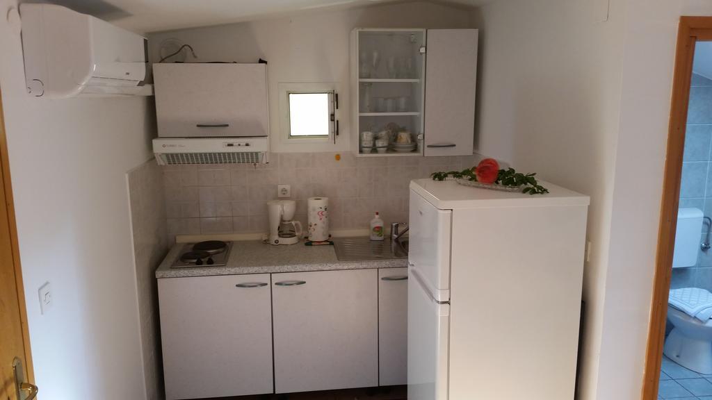 Apartments Milica 乌马格 客房 照片