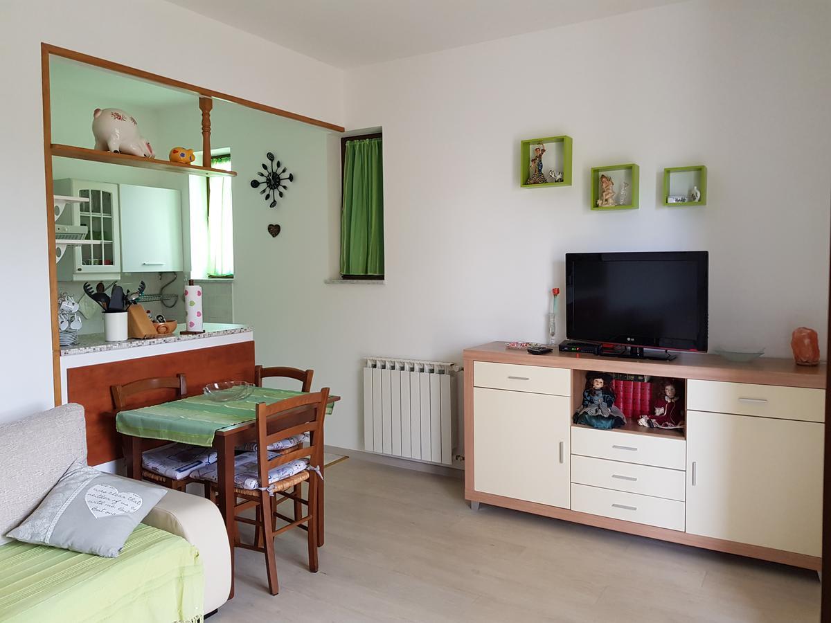 Apartments Milica 乌马格 外观 照片